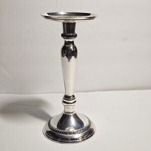 Vintage Leonard Silver-Plated Rope Trim Pillar & Taper Candlestick